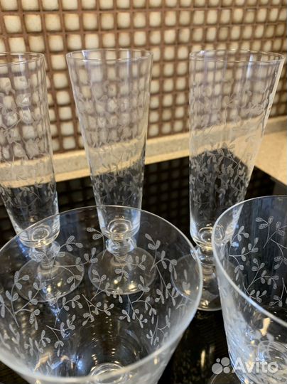 Бокалы для вина и шампанского