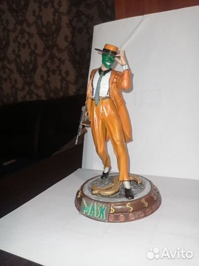 Окрашенная модель Маска Джим Керри