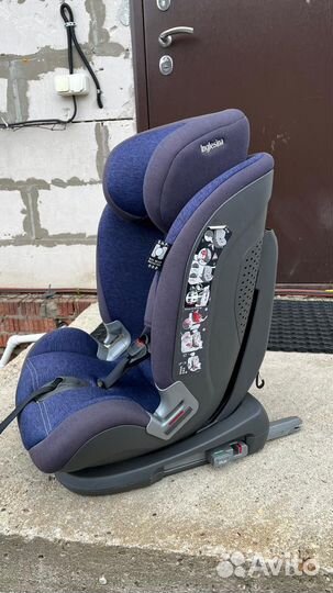 Детское автокресло Inglesina Newton 1.2.3 Ifix
