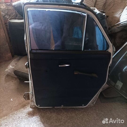 Двери волга 24