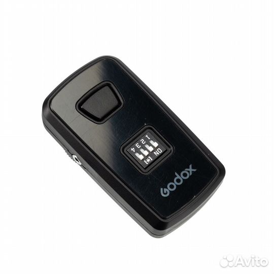 Радиосинхронизатор Godox DM-16