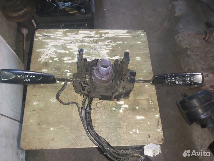 Блок подрулевых переключателей