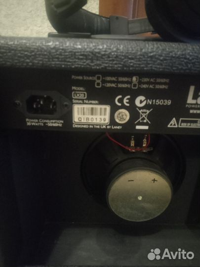 Гитарный комбоусилитель 30 w+ гитара