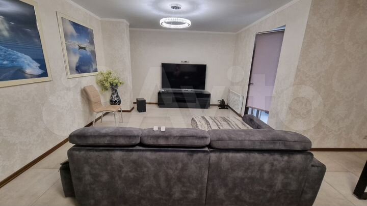 3-к. квартира, 118,7 м², 8/25 эт.