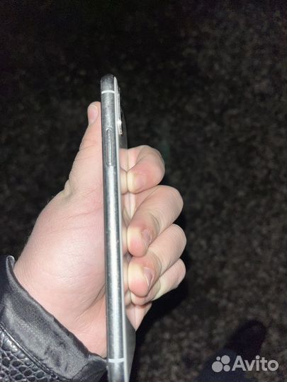 iPhone X, 64 ГБ