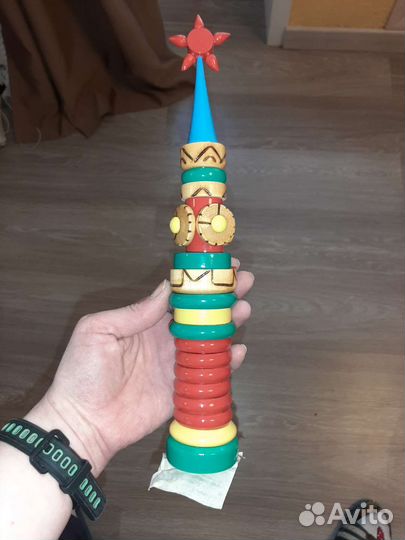 Пирамидка советская новая
