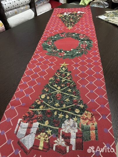 Дорожка, салфетка на стол Новый год