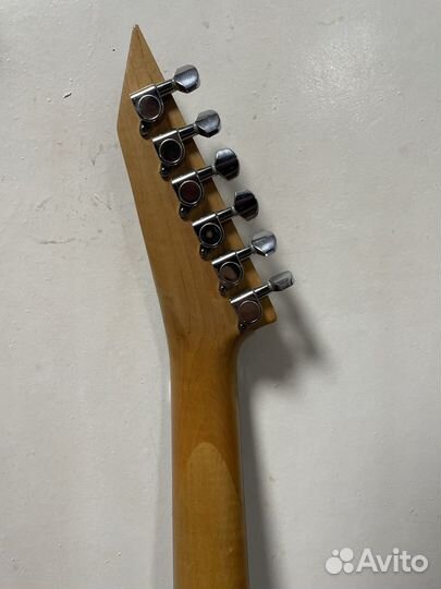 Электро гитара