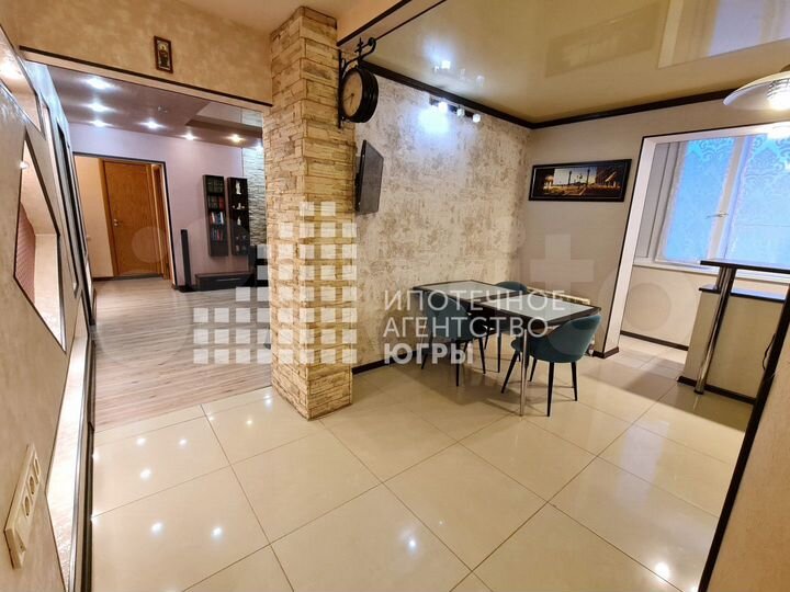 4-к. квартира, 96 м², 5/5 эт.