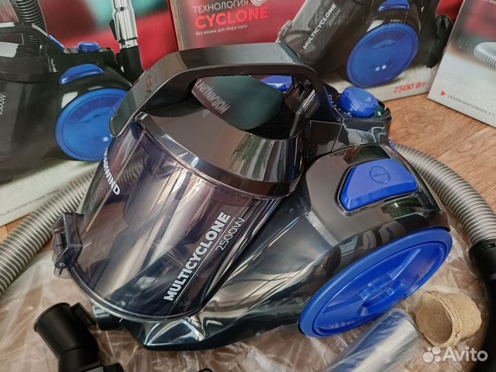 Пылесос с контейнером новый