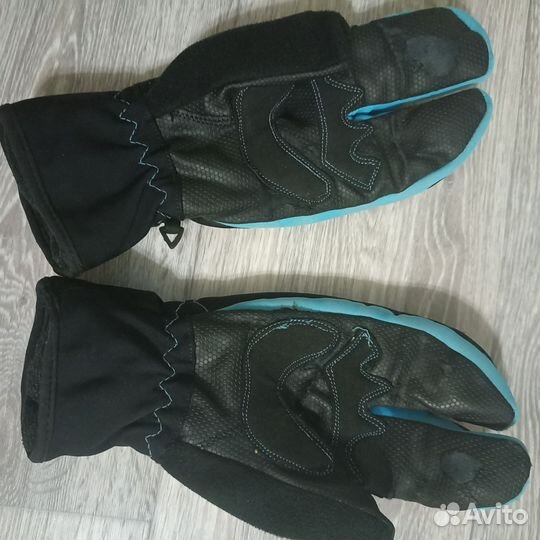 Варежки-лобстеры