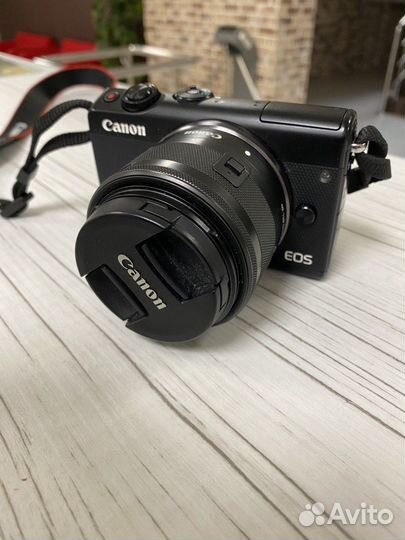 Фотоаппарат Canon eos m100