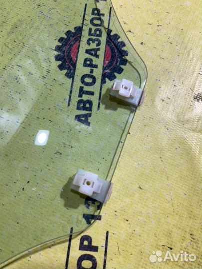 Стекло двери заднее левое Hyundai Solaris RB G4FC