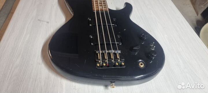 Aria Pro II SB Black n Gold II японская бас гитара