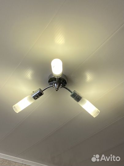 Светильник потолочный