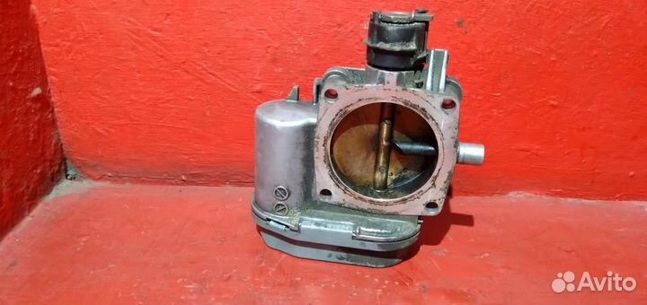 Мерседес дроссельная заслонка E-класс W210