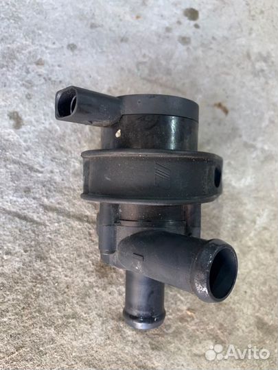 Дополнительный насос охлаждающей жидкости Audi A4