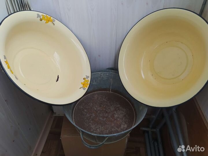 Таз эмалированный