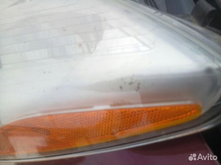 Фара левая Toyota Yaris Hb Usa 06-08