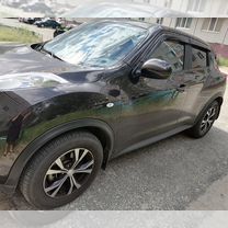 Nissan Juke 1.6 MT, 2012, 142 000 км, с пробегом, цена 990 000 руб.