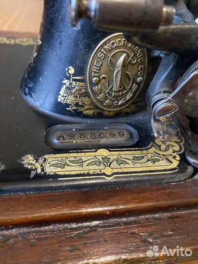 Швейная машинка сингер