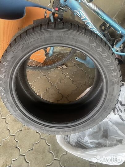 Nokian Tyres Hakkapeliitta 7 295/40 R21 111T