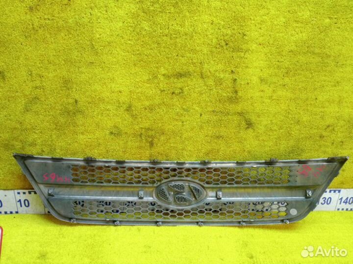 Решетка радиатора передняя Hyundai Grand Starex/H1