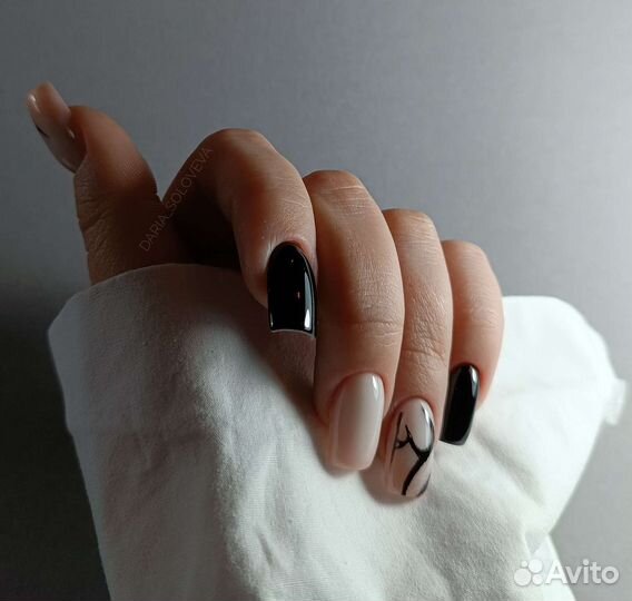 Маникюр педикюр