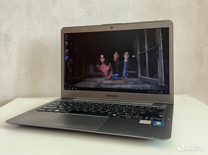Шустренький ноутбук Samsung