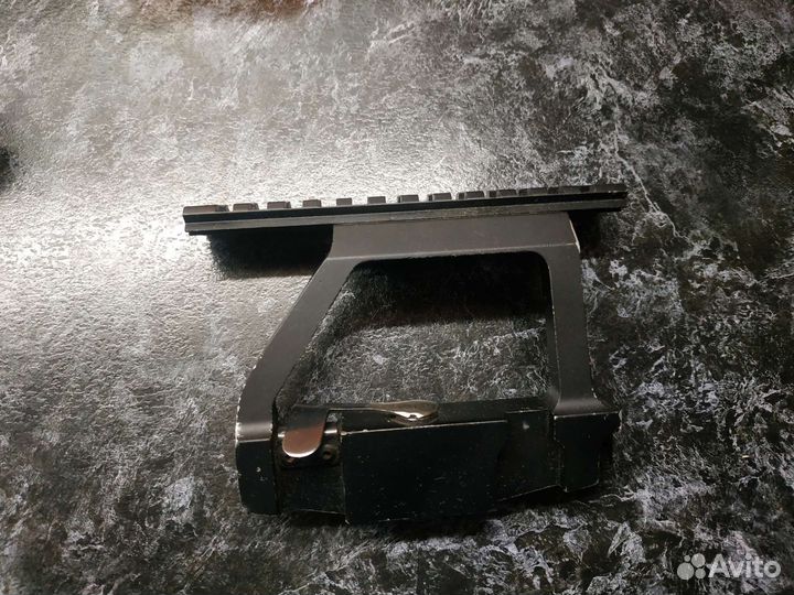 Планка пикатини