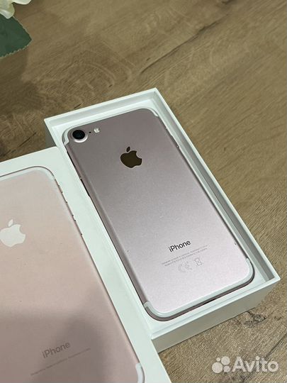iPhone 7, 32 ГБ