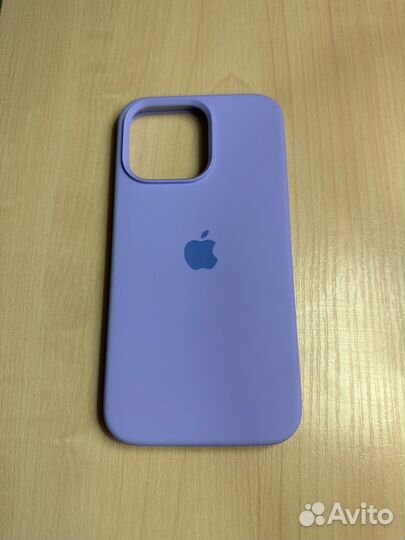 Чехол на iPhone 13 про