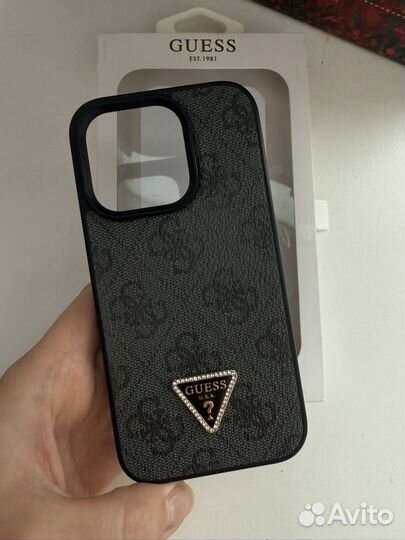 Чехол на iPhone 15 pro guess