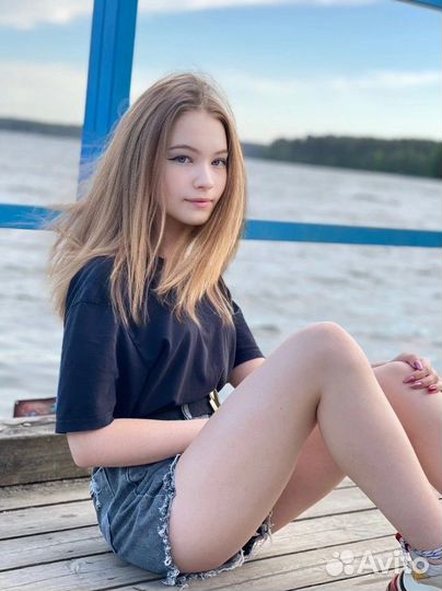 Старший бариста, бариста, бармен, администратор