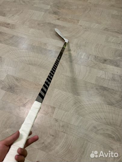 Клюшка хоккейная