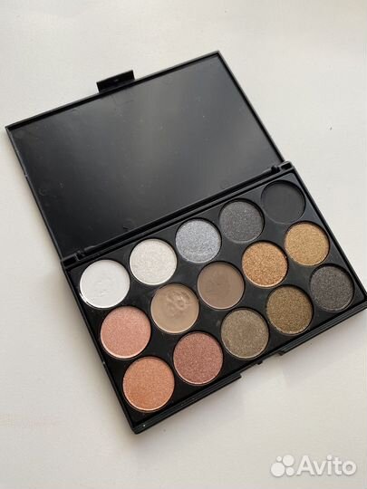 Палетка теней б/у