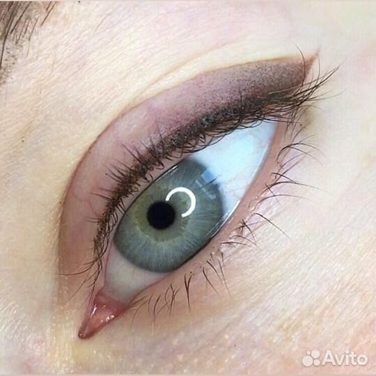 Перманентный макияж бровей губ и век татуаж