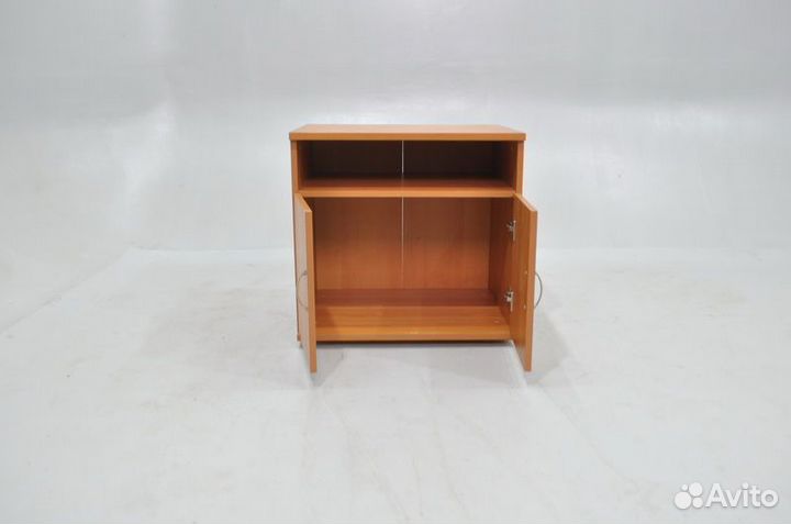 Тумба под оргтехнику