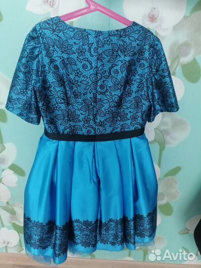 Платье праздничное