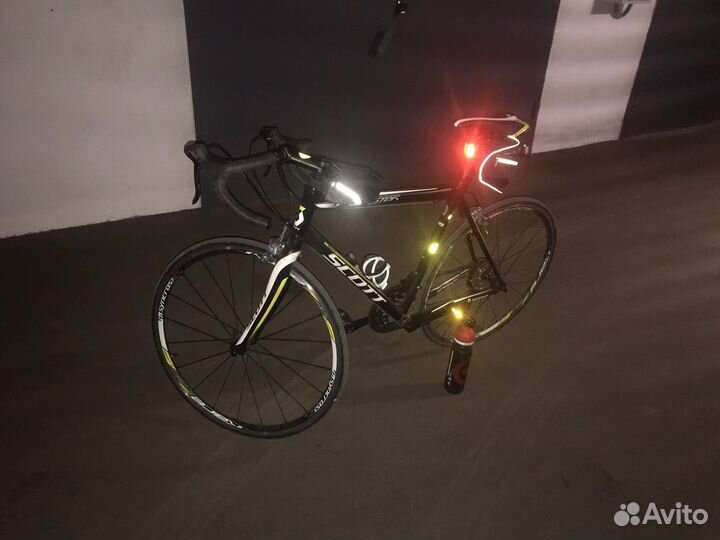 Велосипед scott