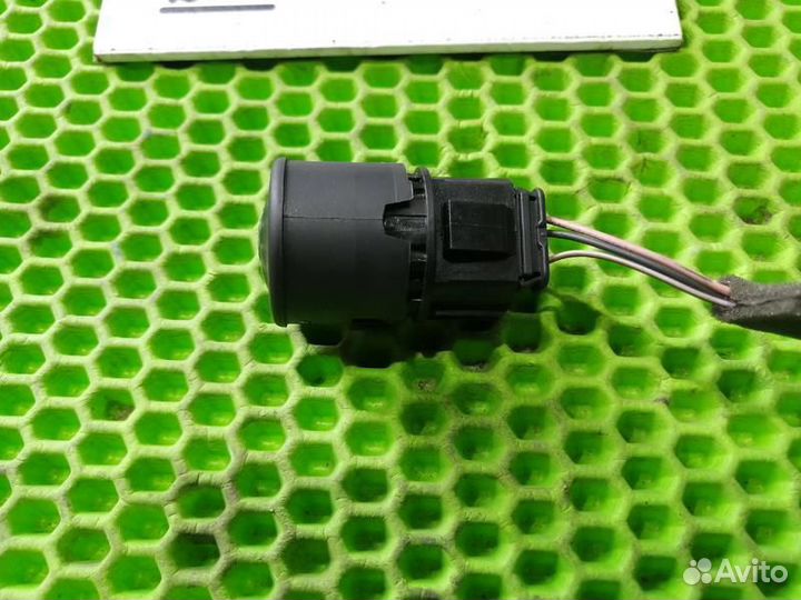 Кнопка Старт-Стоп Renault Megane 3