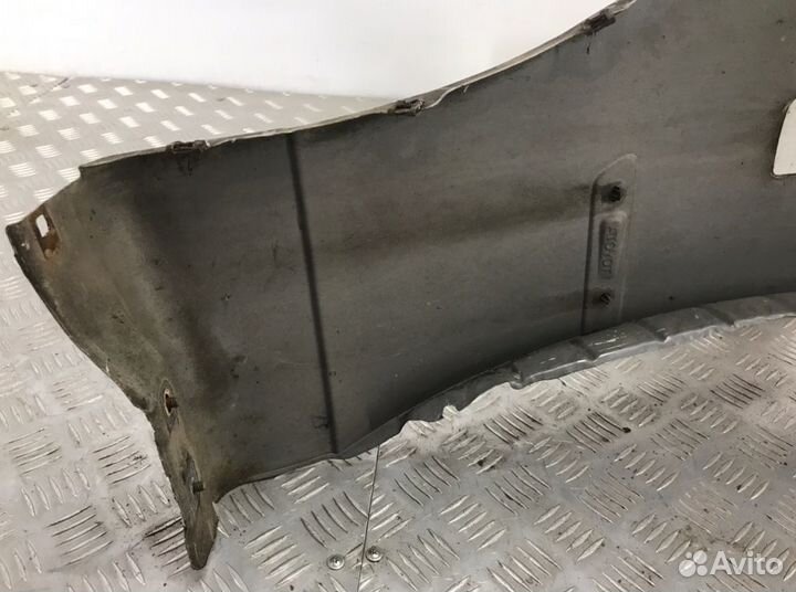 Крыло Lexus IS (1999-2005)