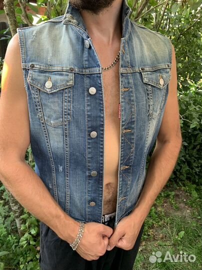 Dsquared безрукавка