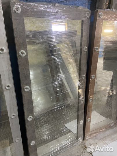 Гримерное зеркало с подсветкой