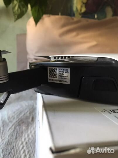 Квадрокоптер DJI Mavic Air