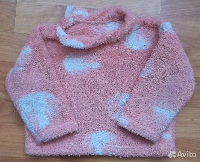 Продаю детские кофточки на возраст 1-2 года