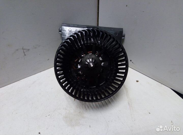 Моторчик отопителя Volkswagen Golf 4 Bora