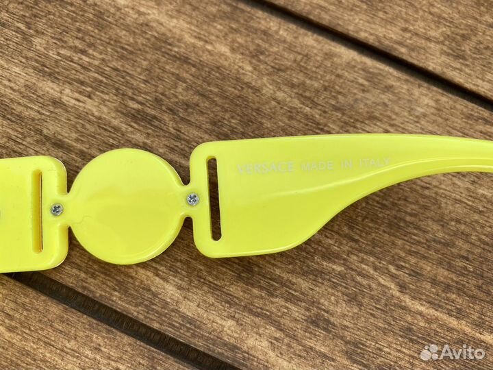 Солнцезащитные очки