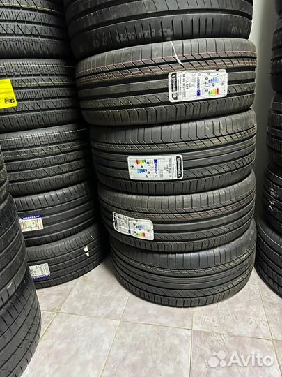 Continental ContiSportContact 5 ContiSeal 255/45 R22 и 285/40 R22
