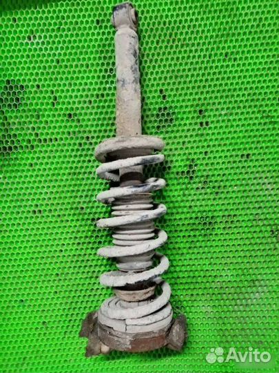 Стойки задние Nissan Maxima A32